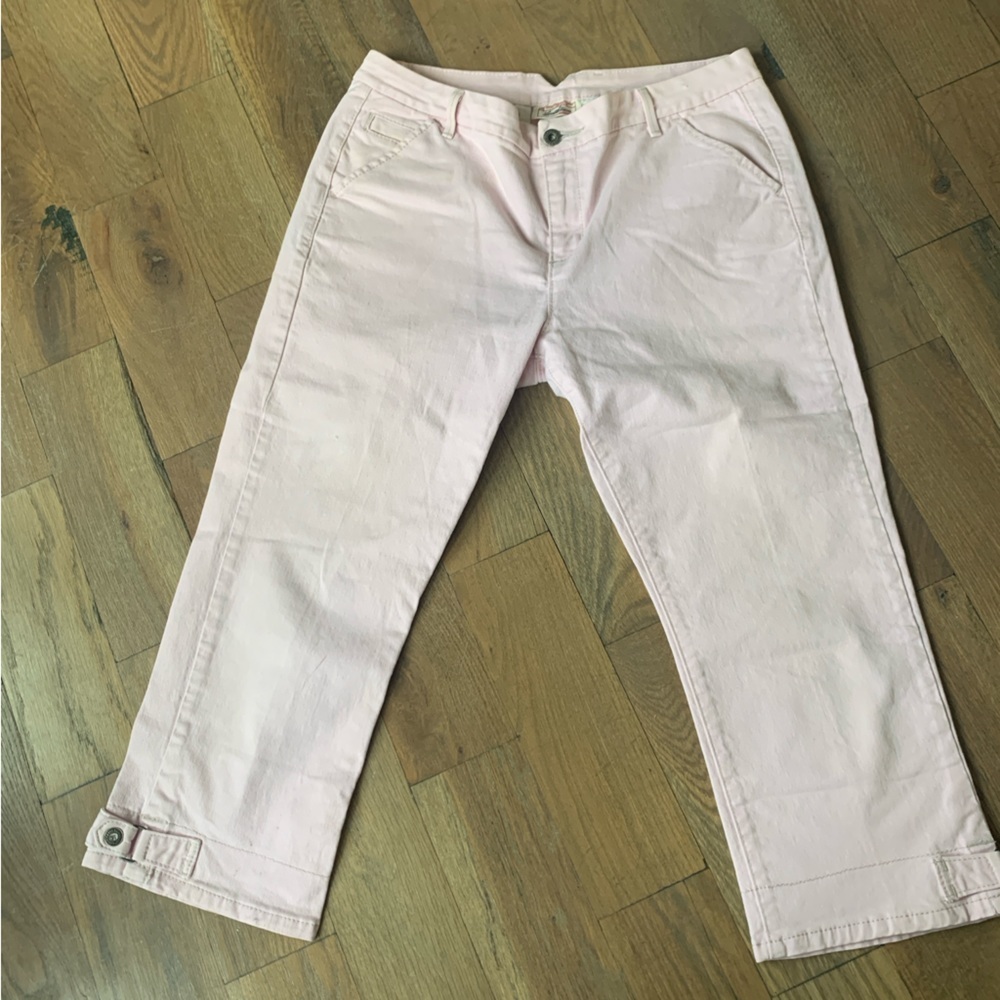 Levi’s Strauss Signature Pink Size 12 Capri Cropped Denim Jeans